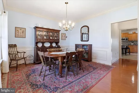 Dining - 364 Evans Rd, Lititz, PA 17543 photo 2 of 3