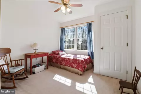 Bedroom - 364 Evans Rd, Lititz, PA 17543 photo 6 of 6