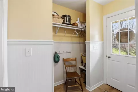 Entry Way - 364 Evans Rd, Lititz, PA 17543 photo 5 of 9