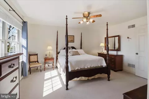 Bedroom - 364 Evans Rd, Lititz, PA 17543 photo 2 of 6