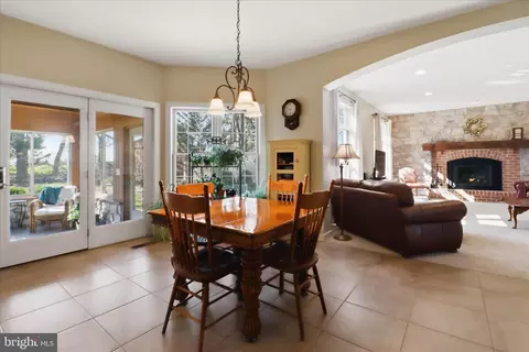 Dining - 364 Evans Rd, Lititz, PA 17543 photo 1 of 3