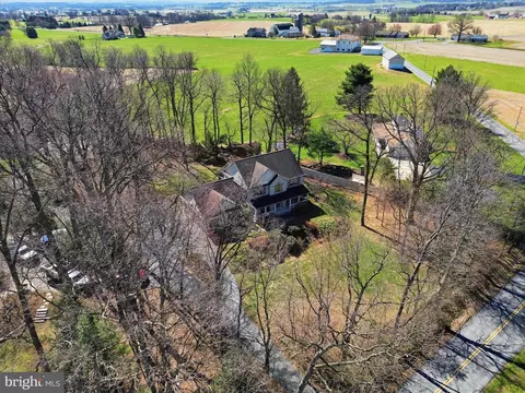 View/Area - 364 Evans Rd, Lititz, PA 17543 photo 1 of 4