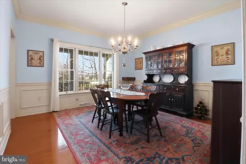 Dining - 364 Evans Rd, Lititz, PA 17543 photo 3 of 3