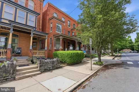 640 W Chestnut St, Lancaster, PA 17603