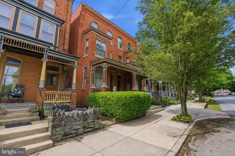 640 W Chestnut St, Lancaster, PA 17603