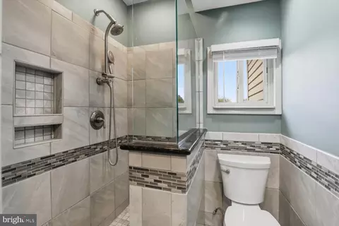 Bath - 135 S Cedar St, Lititz, PA 17543 photo 2 of 3