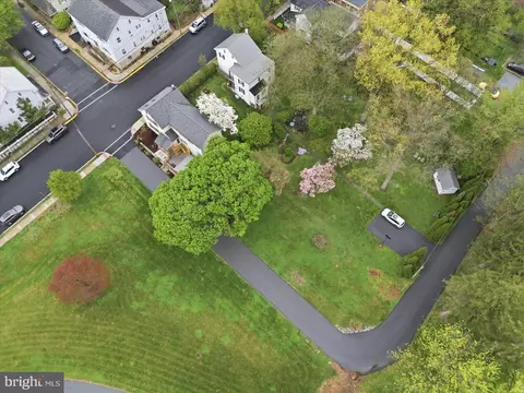 View/Area - 135 S Cedar St, Lititz, PA 17543 photo 3 of 3