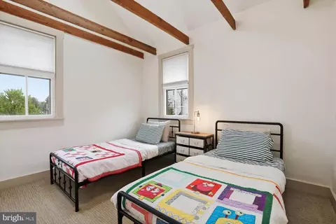 Bedroom - 135 S Cedar St, Lititz, PA 17543 photo 6 of 7