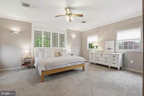 Bedroom - 135 S Cedar St, Lititz, PA 17543 photo 1 of 7