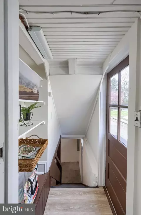 Entry Way - 631 S Broad St, Lititz, PA 17543 photo 10 of 13