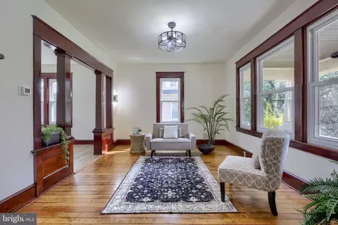 Living - 631 S Broad St, Lititz, PA 17543 photo 2 of 4