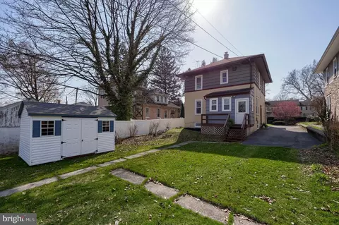 Exterior - 631 S Broad St, Lititz, PA 17543 photo 10 of 11