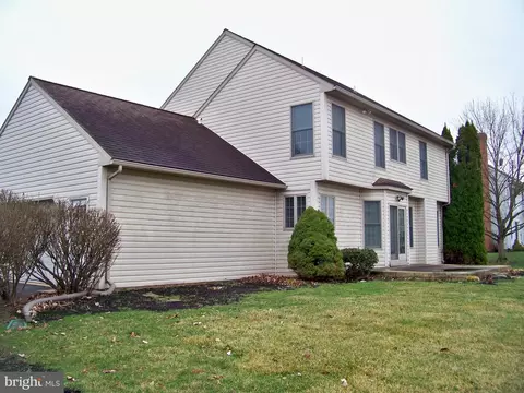 Exterior - 339 Portland Pl, Lititz, PA 17543 photo 5 of 5