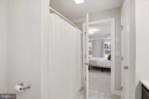 Entry Way - 339 Bowyer Ln, Lititz, PA 17543 photo 8 of 12