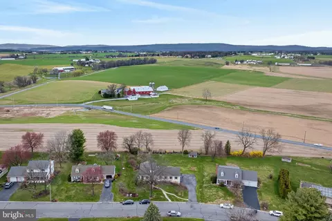 View/Area - 579 Hi View Dr, Lititz, PA 17543 photo 2 of 4