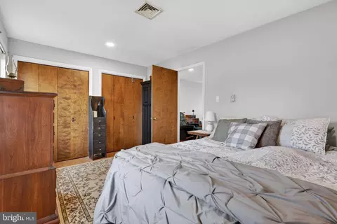Bedroom - 579 Hi View Dr, Lititz, PA 17543 photo 5 of 10