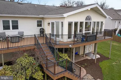 Exterior - 579 Hi View Dr, Lititz, PA 17543 photo 9 of 12