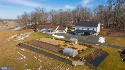 847 Goshen Mill Rd, Peach Bottom, PA 17563