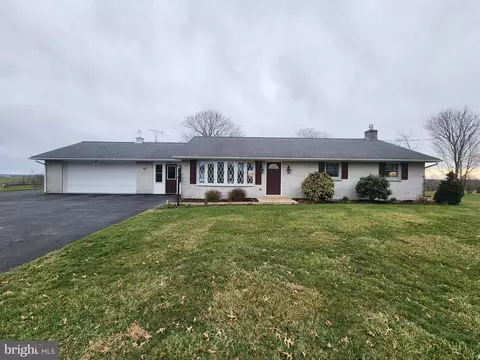 1847 Hossler Rd, Manheim, PA 17545