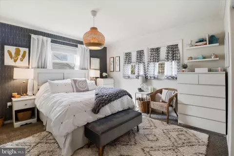 Bedroom - 213 Skylark Rd, Lititz, PA 17543 photo 2 of 10