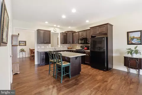 Kitchen - 637 Lititz Reserve Ln, Lititz, PA 17543 photo 1 of 1