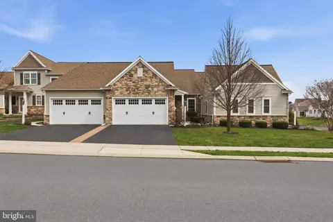 Exterior - 637 Lititz Reserve Ln, Lititz, PA 17543 photo 3 of 3