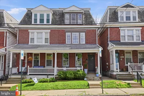 828 E Chestnut St, Lancaster, PA 17602