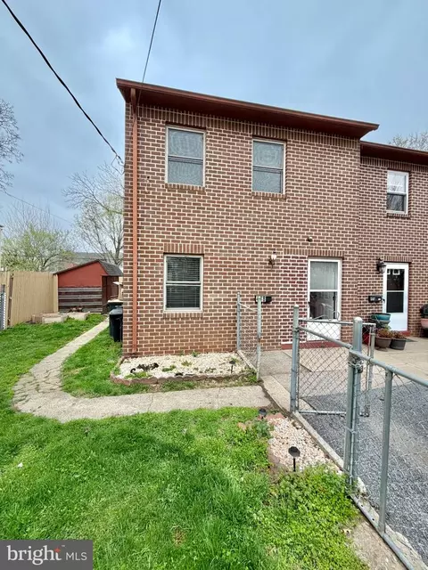 418 Green St, Lancaster, PA 17602