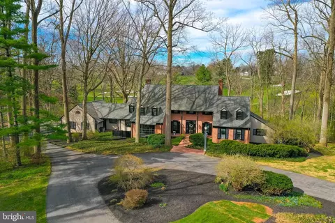 195 Eshelman Rd, Lancaster, PA 17601