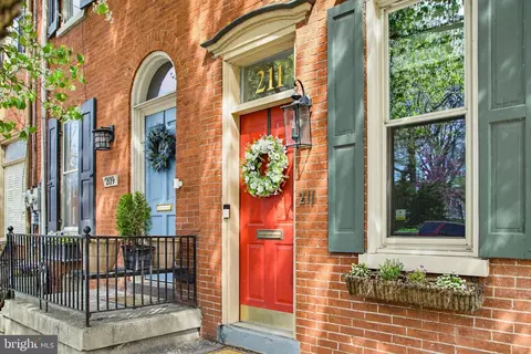 211 E Chestnut St, Lancaster, PA 17602