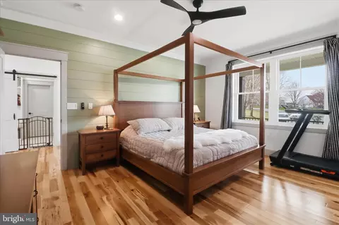 Bedroom - 101 Ackley Cir, Lititz, PA 17543 photo 2 of 18