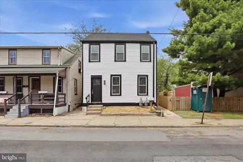 751 High St, Lancaster, PA 17603