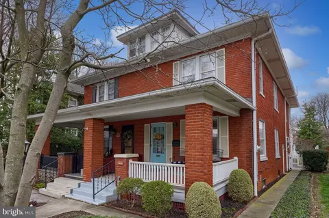 1013 Locust St, Columbia, PA 17512