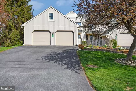 28 Shybrook Ct, Elizabethtown, PA 17022
