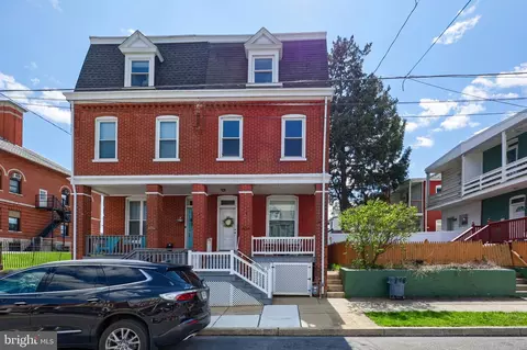 404 E Clay St, Lancaster, PA 17602
