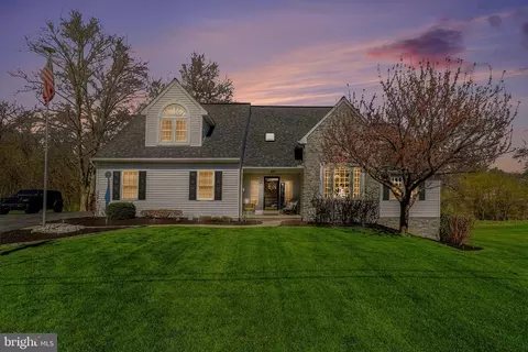257 Park Ave, Mount Joy, PA 17552