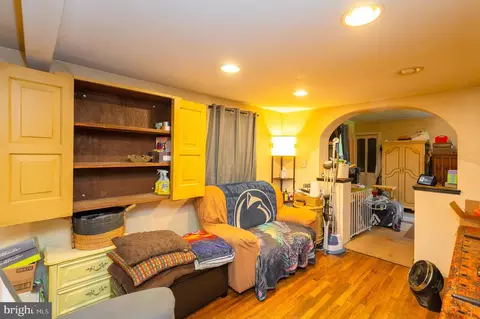 Entry Way - 2045 Main St, Lititz, PA 17543 photo 1 of 4