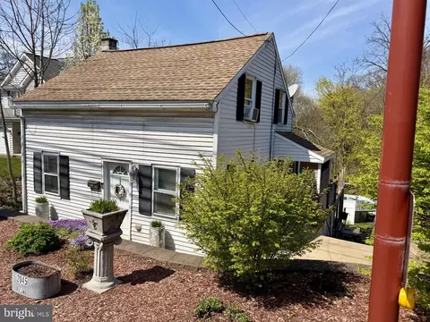 2045 Main St, Lititz, PA 17543