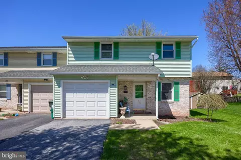 154 Julie Ann Ct, Ephrata, PA 17522