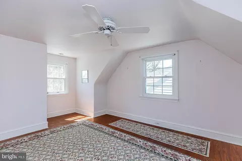 Bedroom - 120 W Third Ave, Lititz, PA 17543 photo 5 of 9