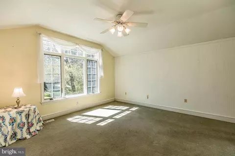 Bedroom - 120 W Third Ave, Lititz, PA 17543 photo 3 of 9