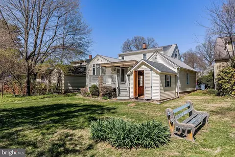 Exterior - 120 W Third Ave, Lititz, PA 17543 photo 13 of 15