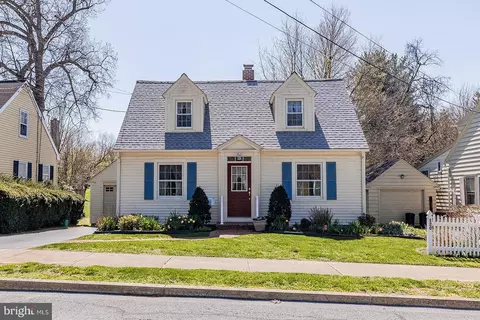120 W Third Ave, Lititz, PA 17543