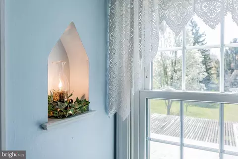 Entry Way - 120 W Third Ave, Lititz, PA 17543 photo 16 of 20