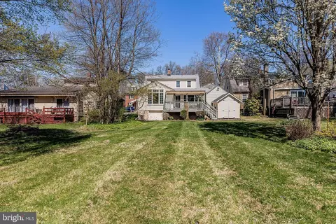 Exterior - 120 W Third Ave, Lititz, PA 17543 photo 15 of 15