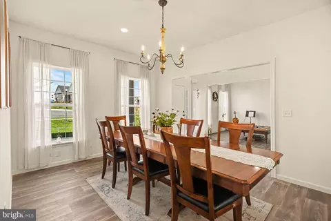 Dining - 22 Walton Hill Cir, Lititz, PA 17543 photo 1 of 2