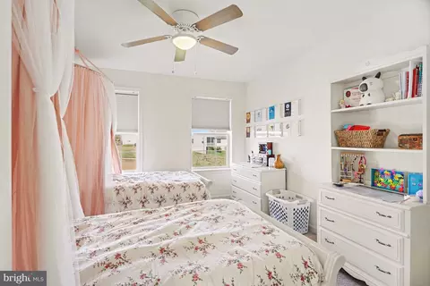 Bedroom - 22 Walton Hill Cir, Lititz, PA 17543 photo 1 of 5