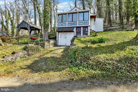 408 Circle Ln, Peach Bottom, PA 17563