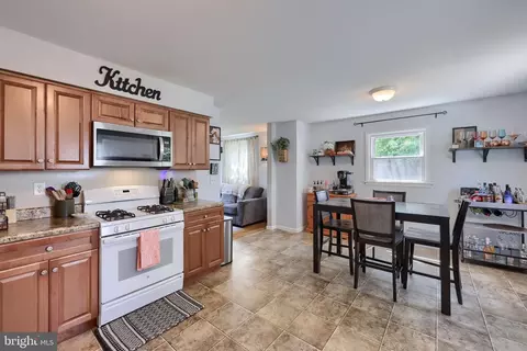 Kitchen - 508 W Marion St, Lititz, PA 17543 photo 2 of 2