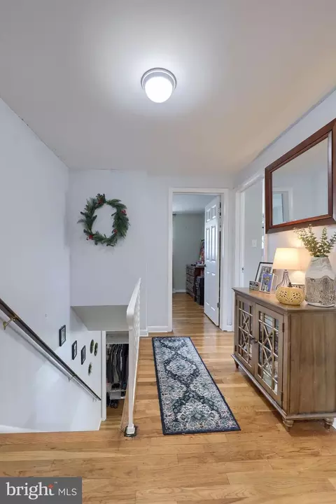 Entry Way - 508 W Marion St, Lititz, PA 17543 photo 2 of 3